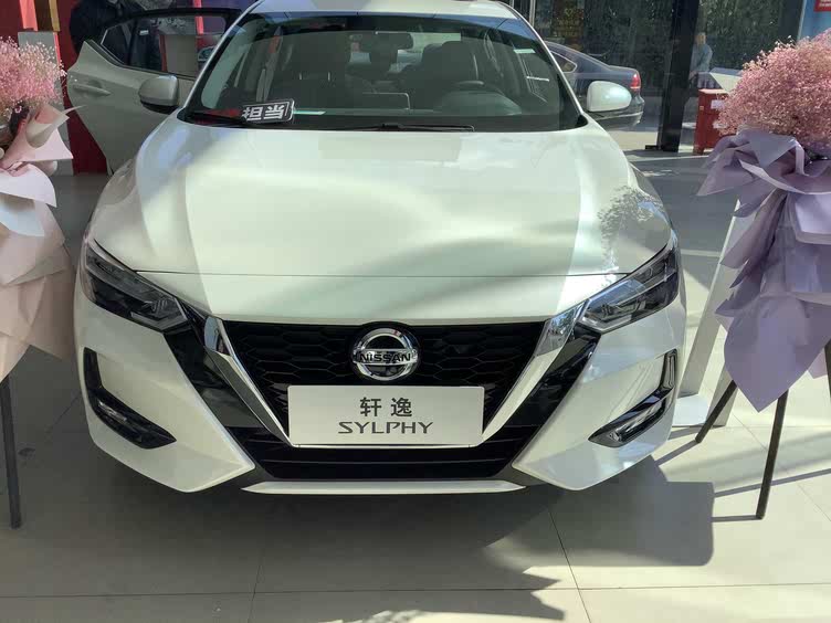 东风日产轩逸2021款suv,日产轩逸suv车型 2021款日产轩逸到店终于降了1万好看还耐开很适合代步